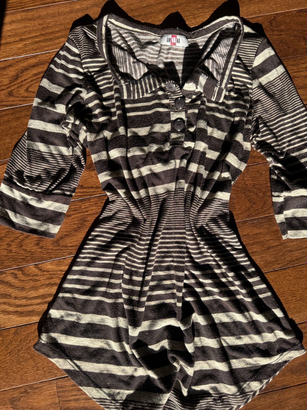 Black and Cream Striped Top Y2K